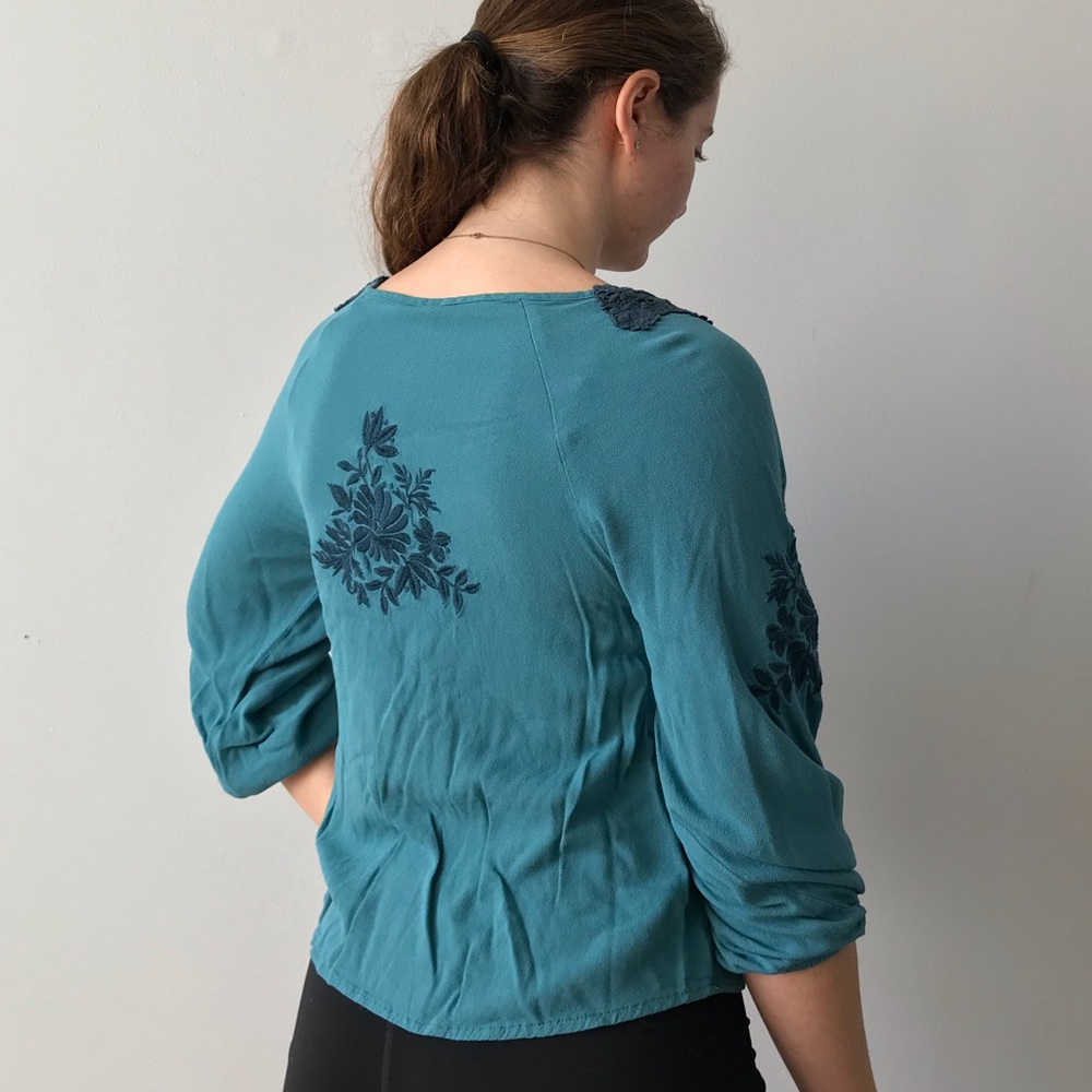 ❌SOLD $5❌ - Picture 3 of 6